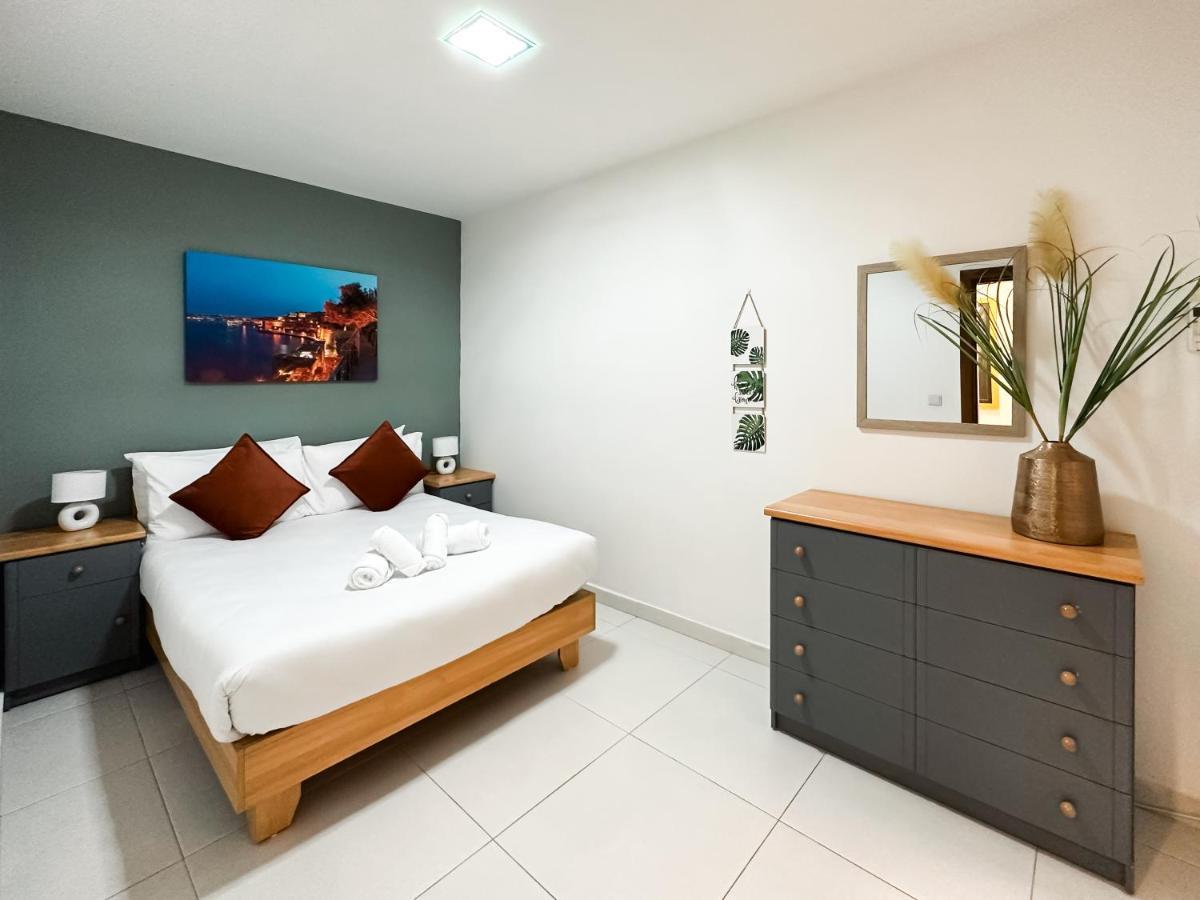 Modern Central 2Br Flat In Valletta By Arcobnb Exterior photo